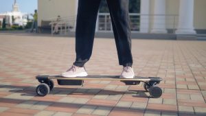 How Does An Electric Skateboard Work?